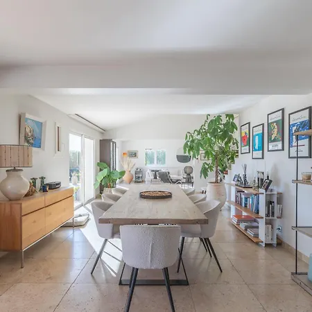 Superbe Avec Piscine -grimaud ヴィラ *