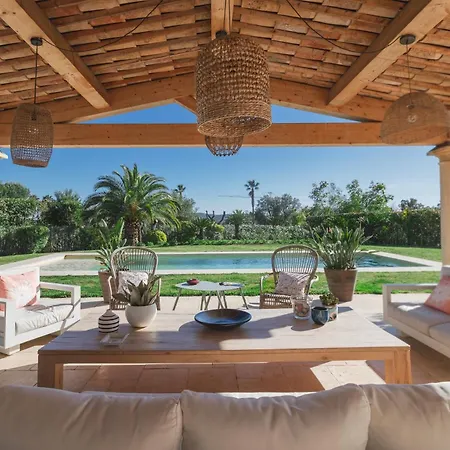 Superbe Avec Piscine -grimaud * グリモー